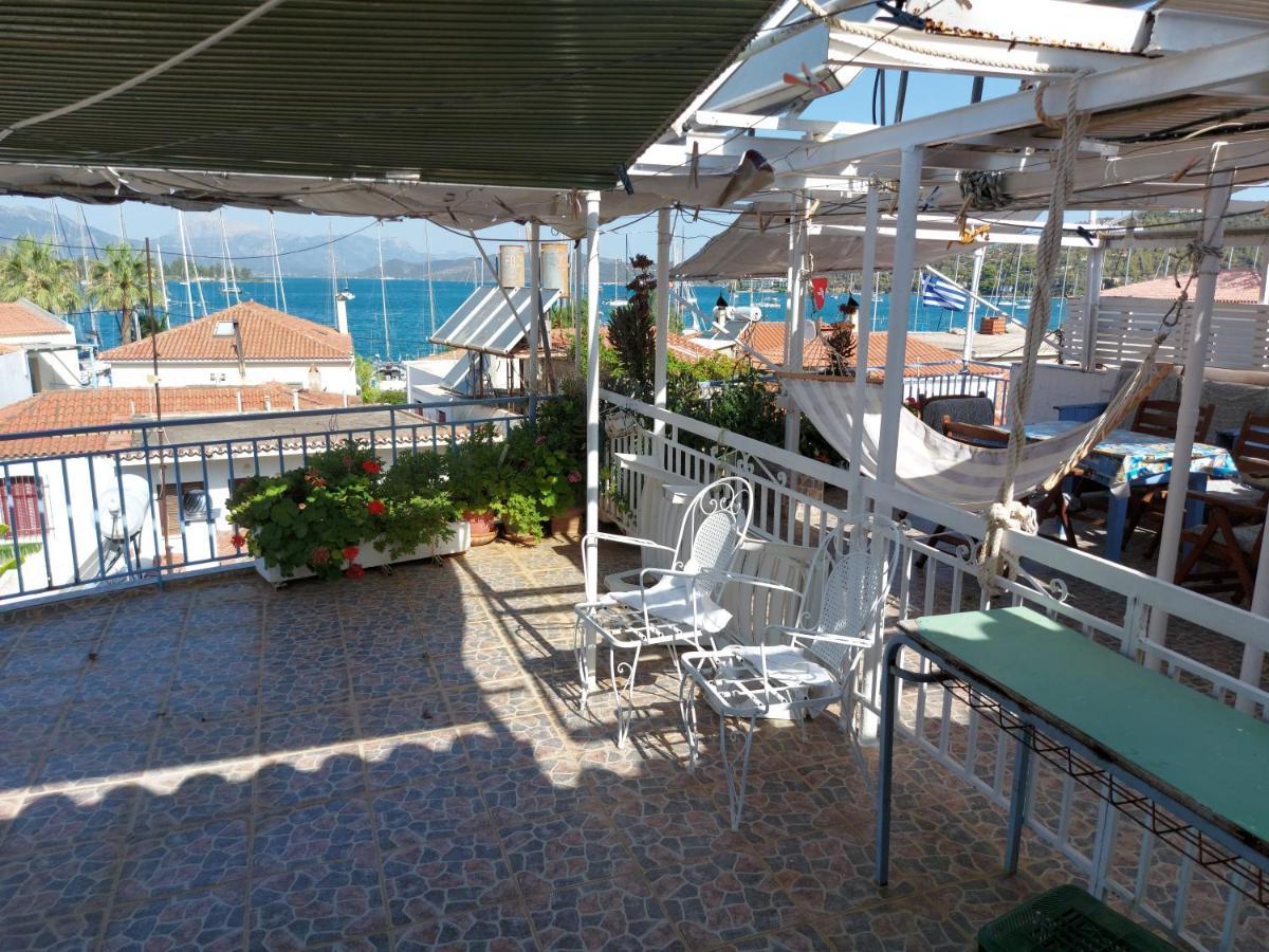 Nikos Rooms&Studios Poros Town Exterior foto